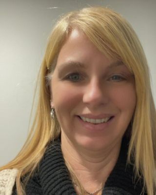 Photo of Elaine Oosting, Counsellor, BA Psy, MDiv, CT