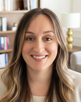 Photo of Ariana Ruvalcaba, Clinical Social Work/Therapist, LCSW