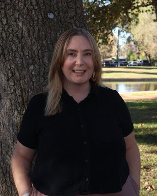 Photo of Caitlyn Patterson, Associate Clinical Social Worker, MSW, ACSW