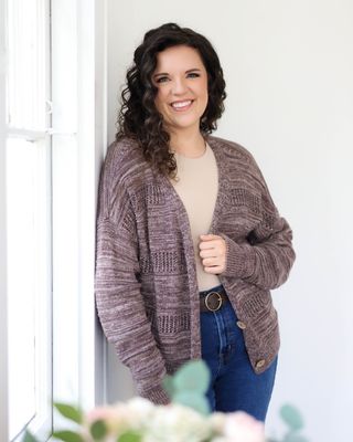 Photo of Amber Privett, Clinical Social Work/Therapist, LCSW, CCTP-II