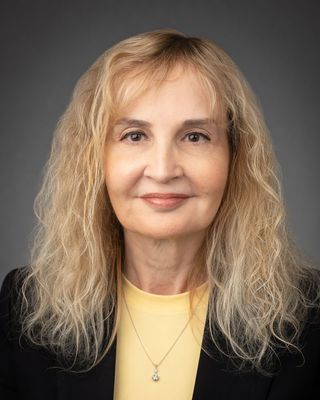 Photo of Anat Elbaum, Registered Psychotherapist, RMFT, RP