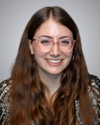 Photo of Shannon Bucciarelli, Psychiatric Nurse Practitioner, MSN, PMHNP, B-C