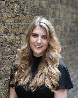 Photo of Caroline Plumer, Psychotherapist in Mayfair, London, England