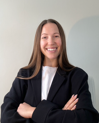 Photo of Gabrielle Iwaskow, Registered Psychotherapist, RP, MACP