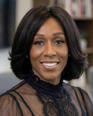 Photo of Latoya Evans, Psychiatric Nurse Practitioner, DNP, PMHNP