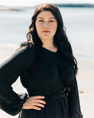 Photo of Julia Howitt, Clinical Social Work/Therapist, LMSW-cc