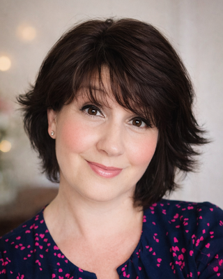 Photo of Nikki Jayne Mansfield - nikki mansfield - malaya counselling, Counsellor, MBACP