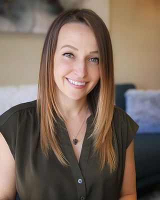 Photo of Amber Johnson, MS, EMDR, SEP, Marriage & Family Therapist