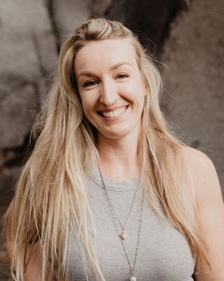 Photo of Lacey K. Kelly, Clinical Social Work/Therapist, LCSW, CCTP-II, E-RYT, EMDR