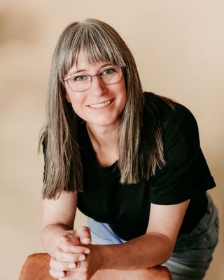 Photo of Kelly Castonguay, Registered Social Worker, RSW