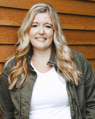 Photo of Amber Brown, Licensed Professional Counselor, MS, LPC, ATR