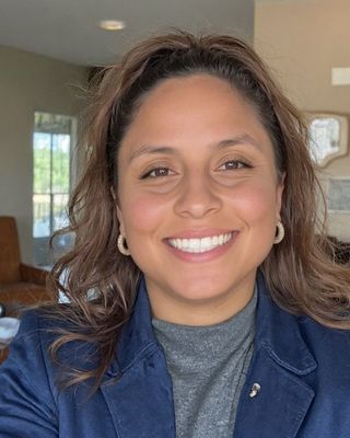 Photo of Tori Davis-Henry, Counselor, LPC