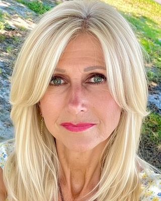 Photo of Suzanne Loughman