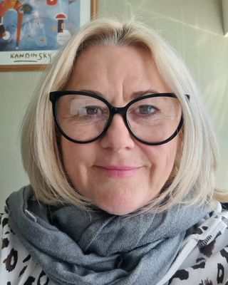 Photo of Michelle Robinson, Counsellor, MBACP