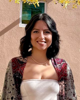 Photo of Wanda Valles, Pre-Licensed Professional
