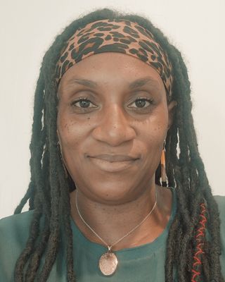 Photo of Simone Hayward, Psychotherapist, MA, ANZAP