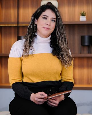 Photo of Massyha Taghavi, Registered Psychotherapist