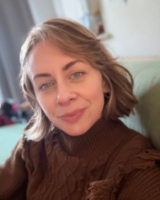Photo of Jennifer O’Neil, Psychotherapist, MBACP Accred
