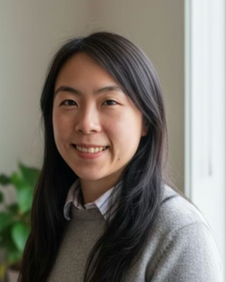 Photo of Iris Le, Licensed Mental Health Counselor, LMHC