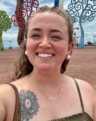 Photo of Alexis Monge, Clinical Social Work/Therapist, MSW, LSW