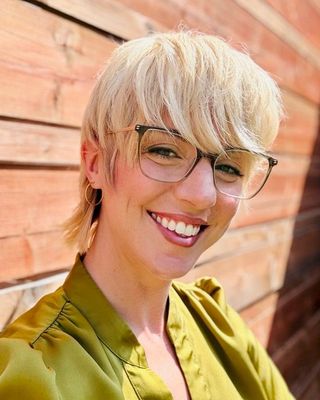 Photo of Jessica Hill, MMFT