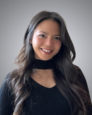 Photo of Henry Ann Velysia, Clinical Social Work/Therapist, LICSW