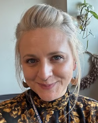 Photo of Erika Berg, Licensed Professional Counselor, LCPC