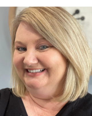 Photo of Angela Hanner Montondo, Licensed Professional Counselor, MA, LPC, NCC, CCTP