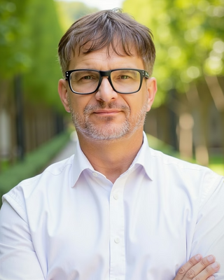 Photo of Lawrence Flynn, Clinical Social Work/Therapist, LICSW