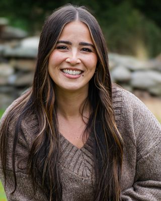 Photo of Isabel Monteiro, Clinical Social Work/Therapist, LICSW