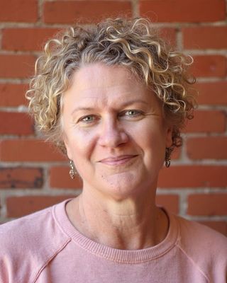 Photo of Laura Barbeau, Marriage & Family Therapist, LMFT, MA