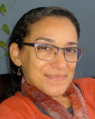Photo of Loraine Araujo, Counsellor in Downtown, Vancouver, BC