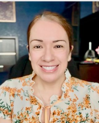 Photo of Roxanne Luna, Psychiatric Nurse Practitioner, PMHNPBC