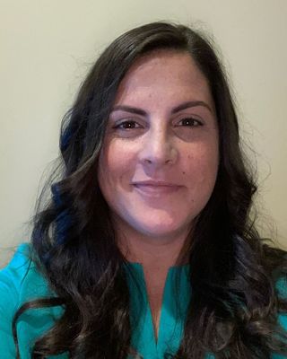 Photo of Stephanie Inness, Clinical Social Work/Therapist, MSW, RSW