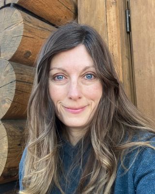 Photo of April Thompson, Marriage & Family Therapist, MS, LMFT