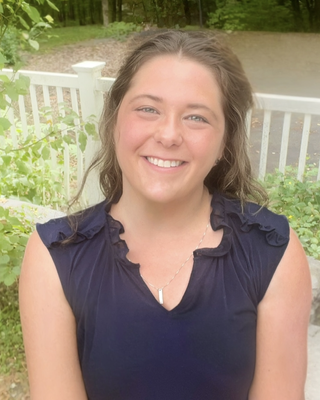 Photo of Meghan Royal, Clinical Social Work/Therapist, MSW, LICSW