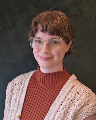 Photo of Cayley Deane, Art Therapist, MA, CCC