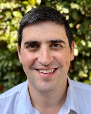 Photo of Ari Kanal, Psychologist, PsyD