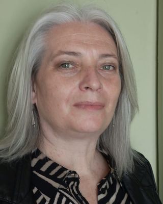 Photo of Charlotte Lawson-Wright, Psychotherapist, MA, HCPC-Art Therap.