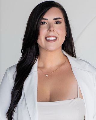 Photo of Liany Pacheco, LMFT, CCTP, Marriage & Family Therapist