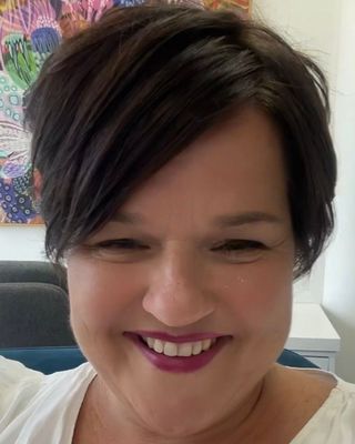 Photo of Dee Pakendorf, Counsellor, MA, ACA-L2