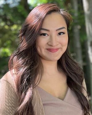 Photo of Jocelyn Chang | Vancouver Counselling Clinic, Licensed Professional Counsellor in Richmond, BC