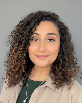 Photo of Dr Kiran Shetra, Psychologist, PsychD, HCPC - Clin. Psych.