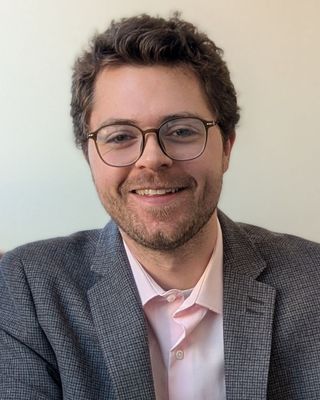 Photo of Chris Couling, Clinical Social Work/Therapist, LLMSW