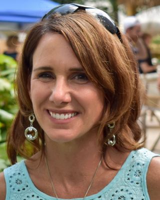 Photo of Beth Lyons, Licensed Professional Clinical Counselor, LPCC