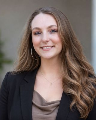 Photo of Camryn Curtis, Marriage & Family Therapist Associate, LMFTA