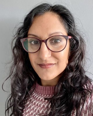 Photo of Dr Sharonjit Osborne, Psychologist, PsychD, HCPC - Clin. Psych.