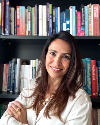 Photo of Dr Vanessa Contreras-Negretti, Psychologist, DCounsPsych, HCPC - Couns. Psych.