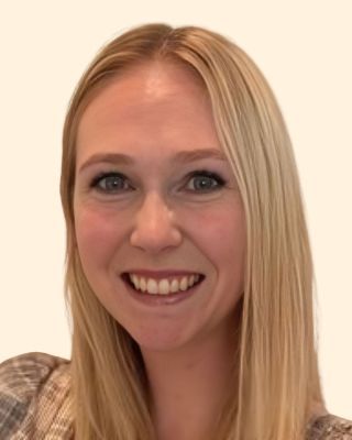 Photo of Michelle Reardon, Marriage & Family Therapist, MA, LMFT