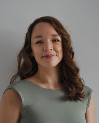 Photo of Harriet Coulthard, Counsellor, MNCPS Acc.